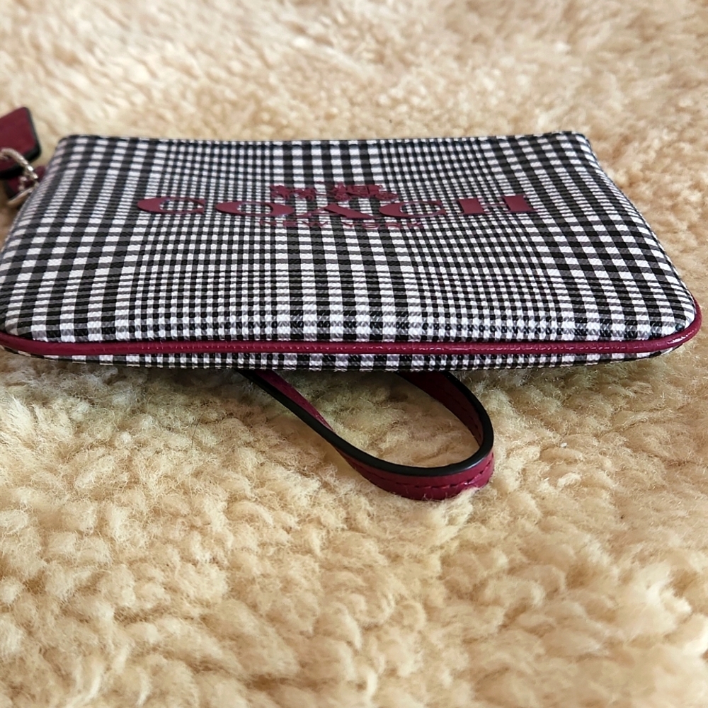NWOT Coach Plaid Wristlet - Picture 5 of 9